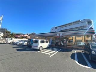 セブンイレブン横浜日野店（530m）