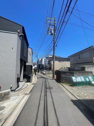 現地前面道路写真（2025.7)