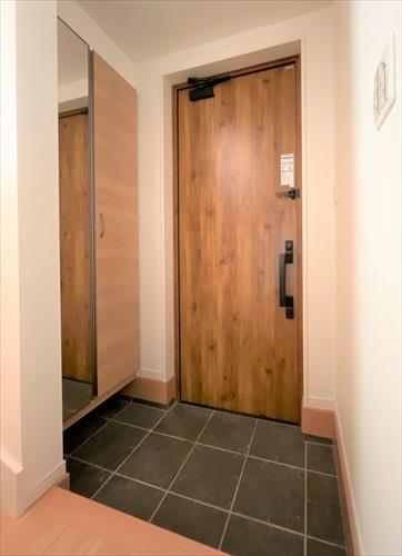 玄関（2025年10月撮影）