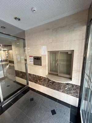 エントランス（内）