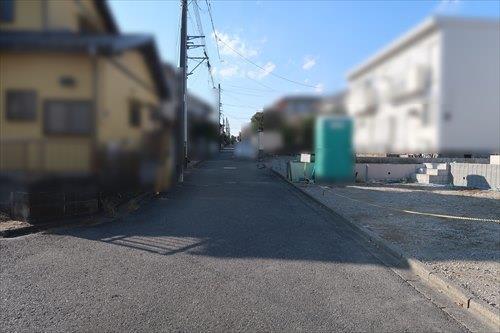 南側前面道路（2025年11月撮影）