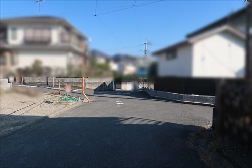 南側前面道路（2025年11月撮影）