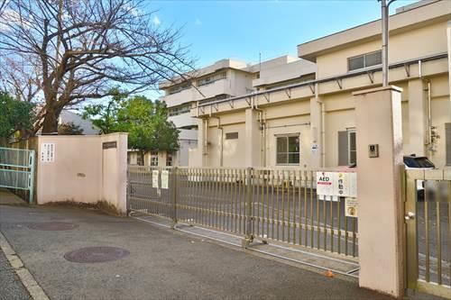 横浜市立桜井小学校まで630ｍ