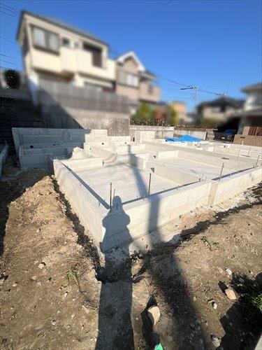 現地・手前（2025年11月撮影）