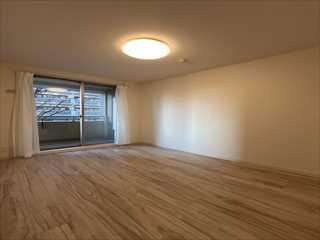 洋室1（約6.2帖）［1］