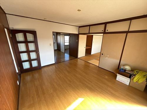 リビングダイニング２