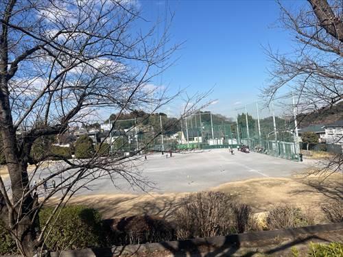 いの山東公園 少年野球場まで490ｍ