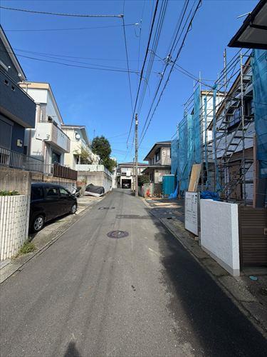前面道路（2026年10月撮影）