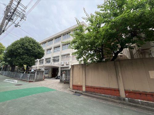 神戸市立雲中小学校　380ｍ