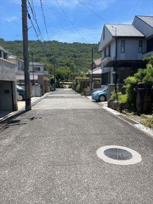 前面道路（2024年8月撮影）