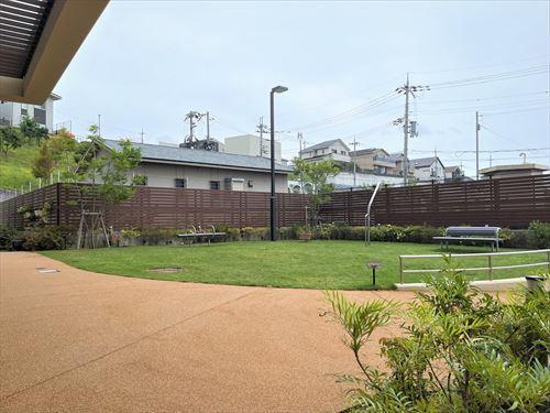 マンション敷地