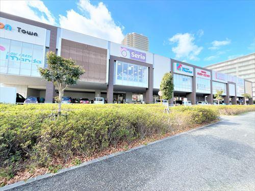 万代西神中央店 1170m