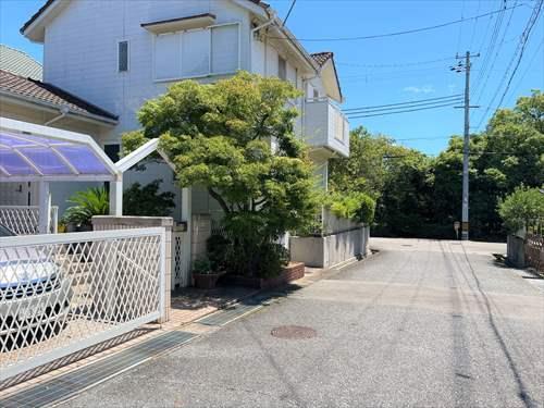 前面道路（2025年7月撮影）