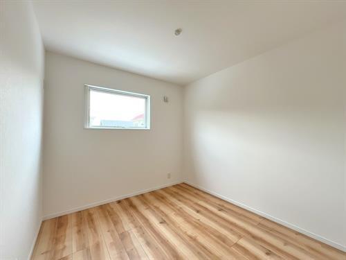 洋室約5.3帖（東側）