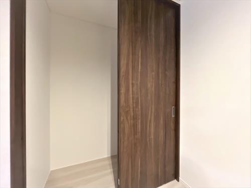 パントリー収納