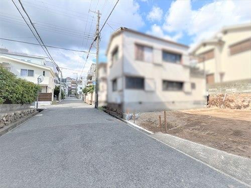 前面道路写真（2025年9月撮影）