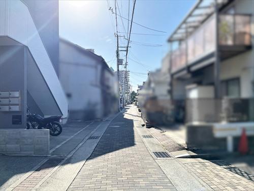 前面道路（2025年10月撮影）