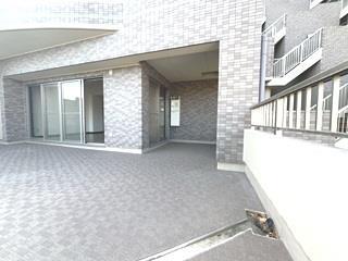 ルーフバルコニー