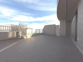 ルーフバルコニー