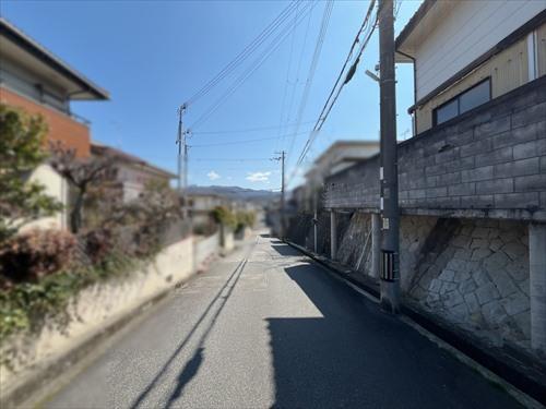 北東側前面道路（2026年3月撮影）