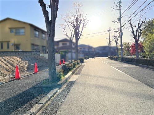 前面道路（2026年4月撮影）