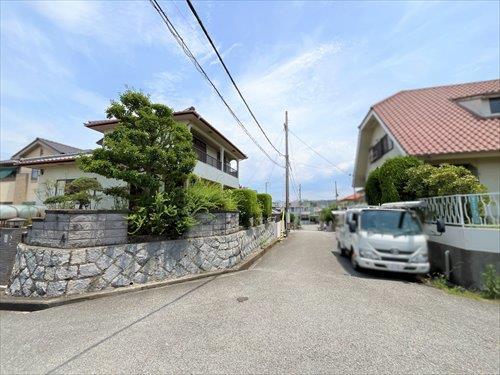 南東側道路１