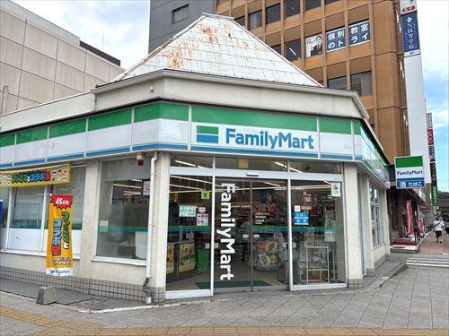 ファミリーマート明石駅南店