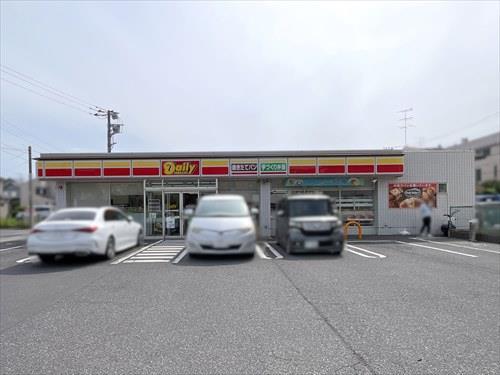 デイリーヤマザキ流山中央病院前店680m
