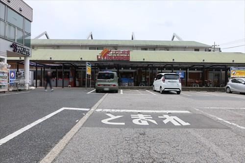 リブレ京成幕張本郷店まで370m