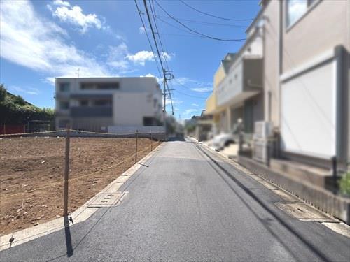 前面道路（2024年9月撮影）