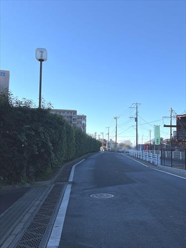 前面道路（2024年12月撮影）