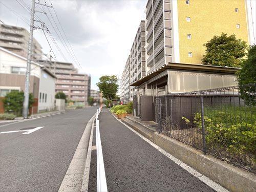 前面道路（2025.8撮影）