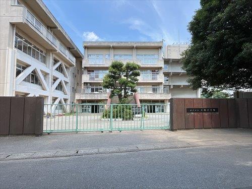 松戸市立大橋小学校 280m