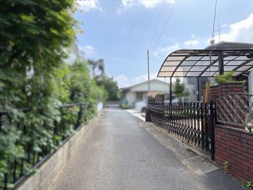 前面道路（2025年7月撮影）