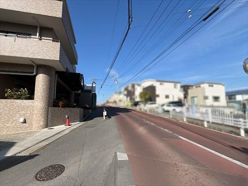 前面道路（2026年2月撮影）