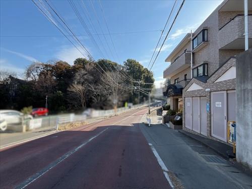 前面道路（2026年2月撮影）