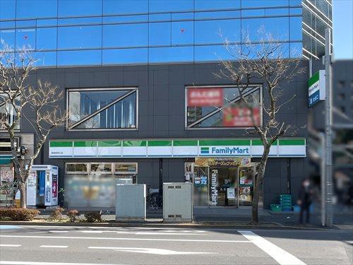 ファミリーマート篠崎駅南口店790m