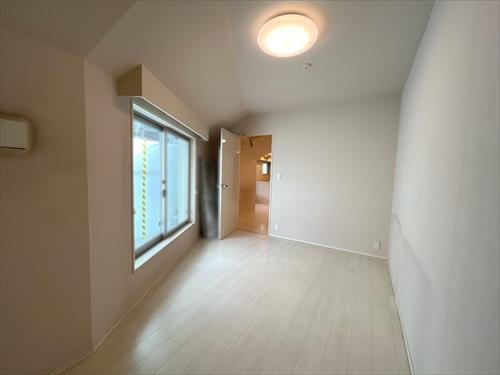 マスターベッドルーム6.8帖