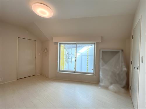 マスターベッドルーム6.8帖