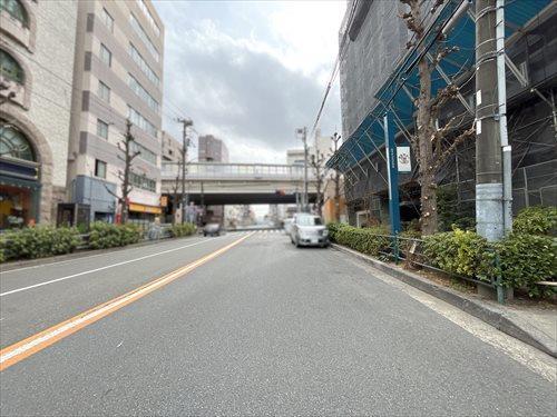 前面道路（2026年2月撮影）