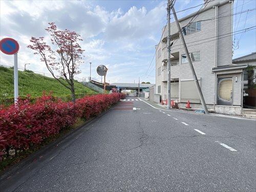 前面道路（2026年4月撮影）