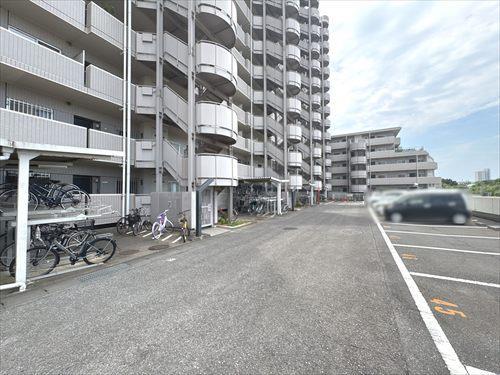 駐車場・駐輪場　2026年7月撮影