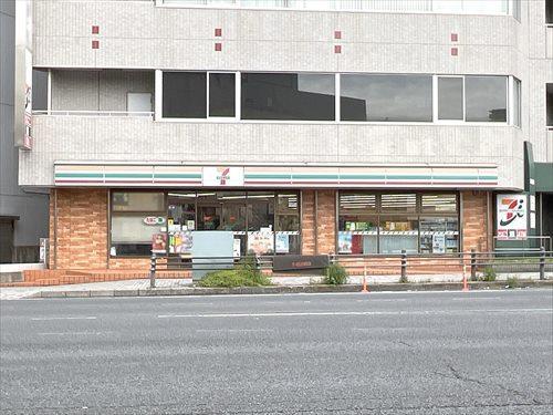 セブンイレブン柏あけぼの4丁目店640m