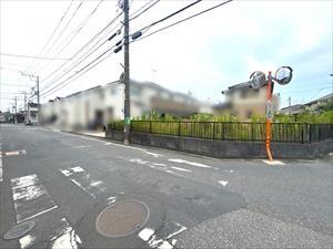 現地(西側前面道路含む)