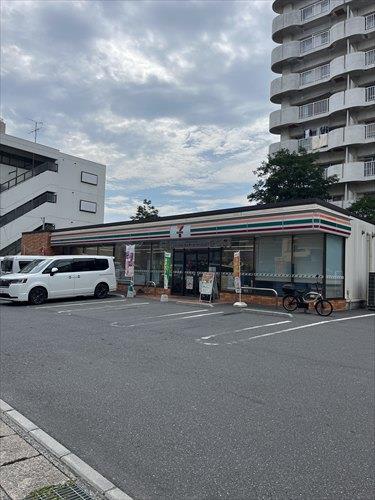 セブンイレブン松戸根本店(約190m) セブンイレブン松戸根本店(約190m)