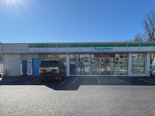 ファミリーマート我孫子湖北台店 750m