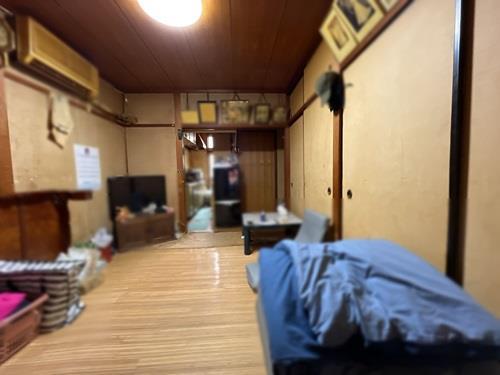 1階　洋室　約6.0帖