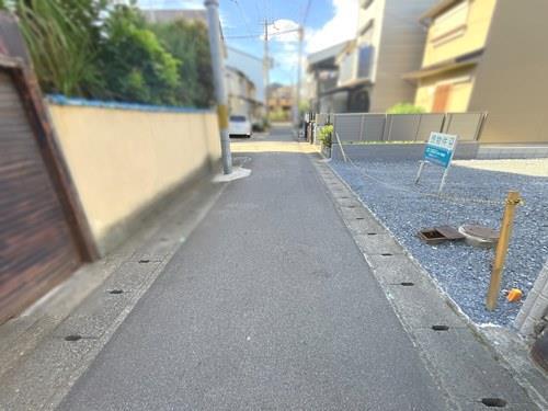 西側 前面道路 西側 前面道路