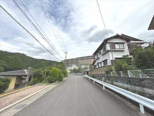 西側道路（未接道）