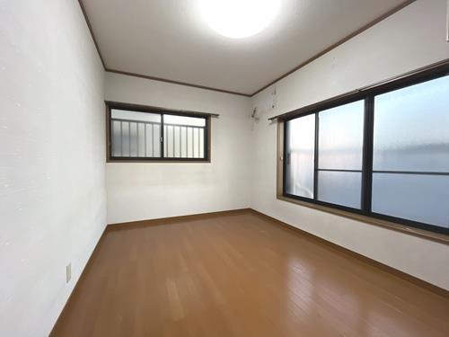 3階南側洋室　約6.0帖